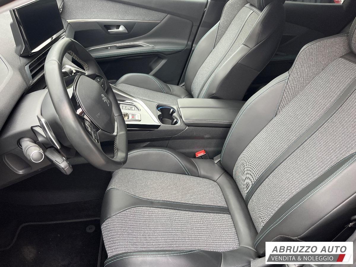 PEUGEOT 3008 Turbo 130 EAT8 Allure PROMO