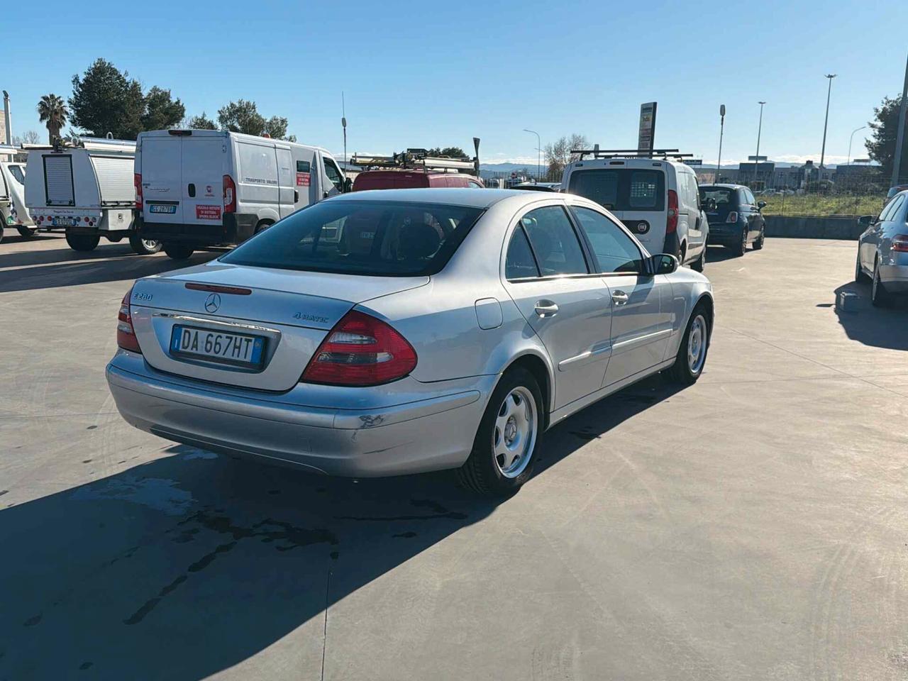Mercedes-benz E 280 cat V6 cat 4Matic Classic