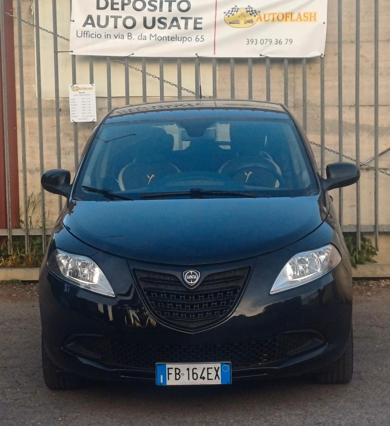 Lancia Ypsilon 1.2 69 CV 5 porte Gold