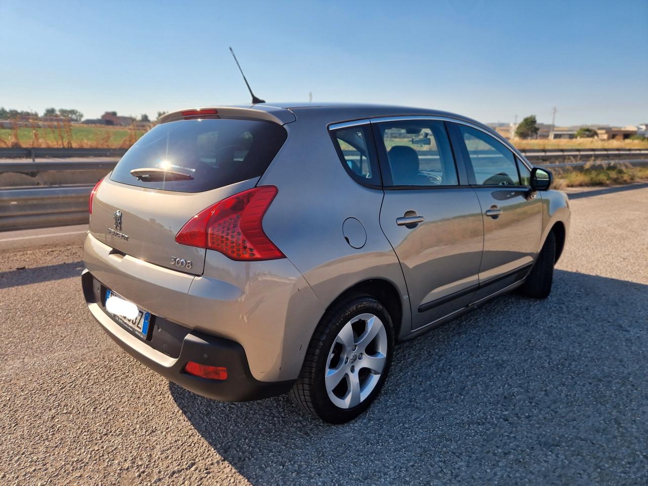 Peugeot 3008 1.6 HDi 112CV Premium