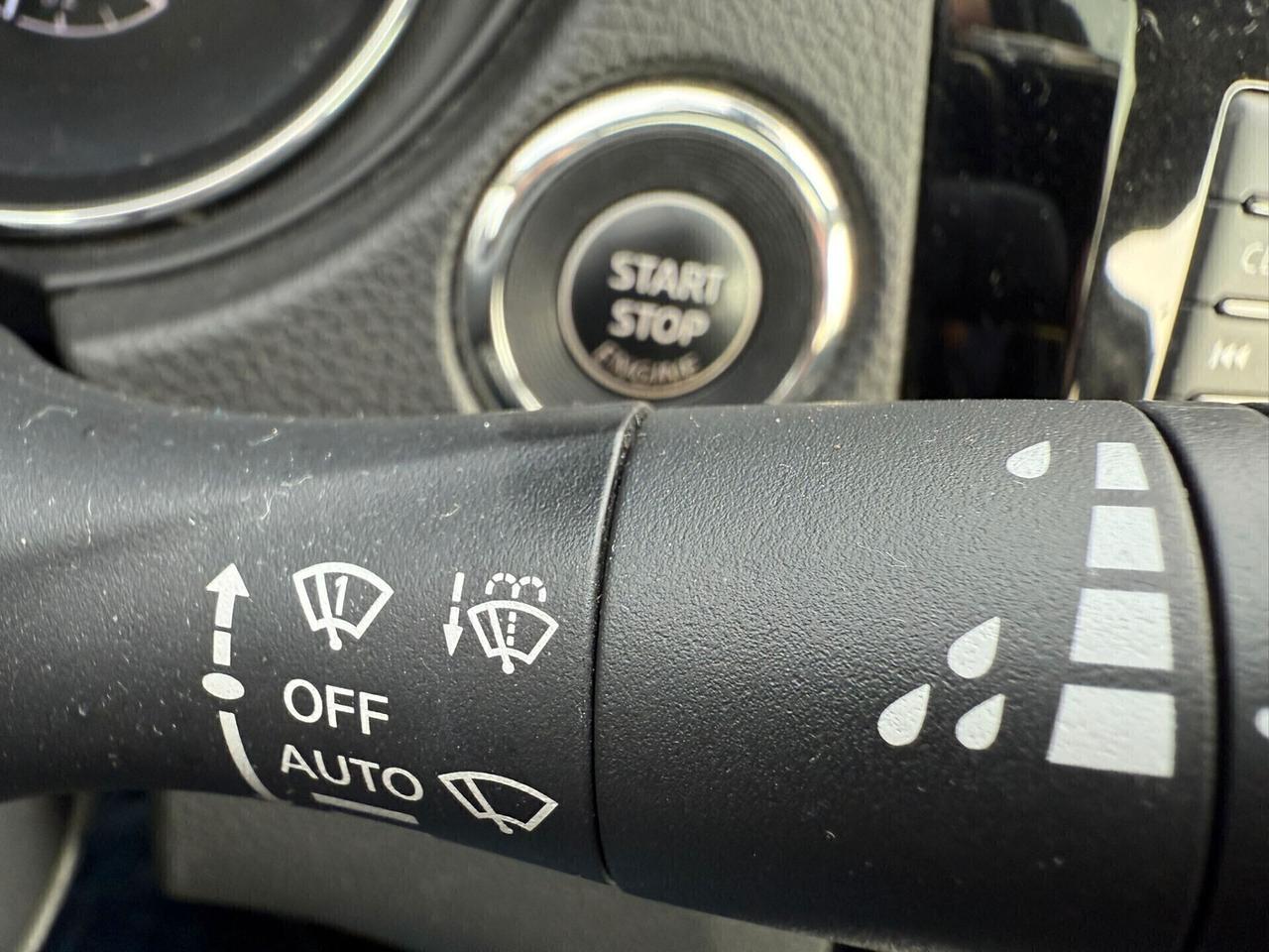 Nissan Qashqai 1.2 benzina UNICO-PR 115cv 58.500km