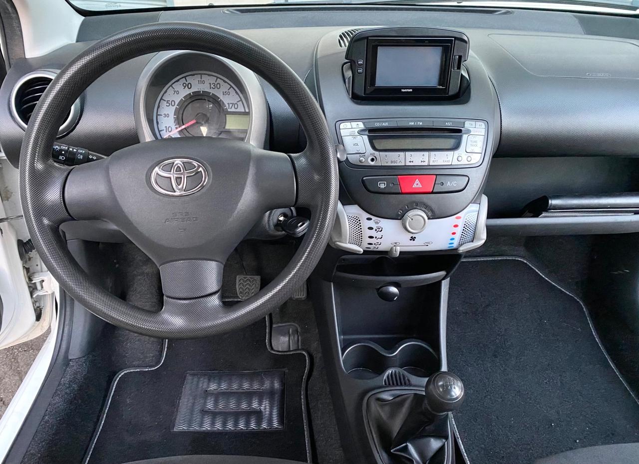 Toyota Aygo 1.0 12V VVT-i 68cv 5p. Lounge Connect