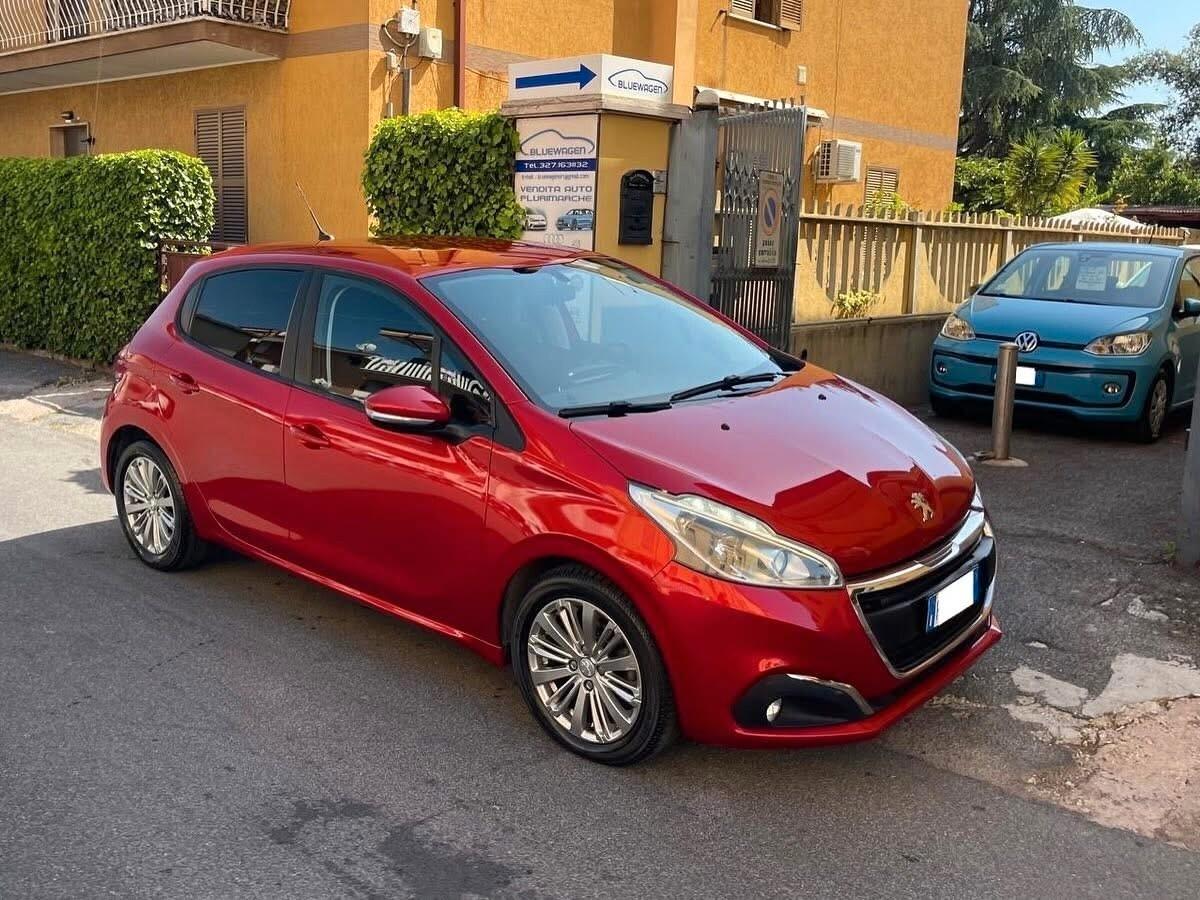 Peugeot 208 PureTech 82CV 5 porte Allure FINANZIABILE E CON SOLI KM 58.000