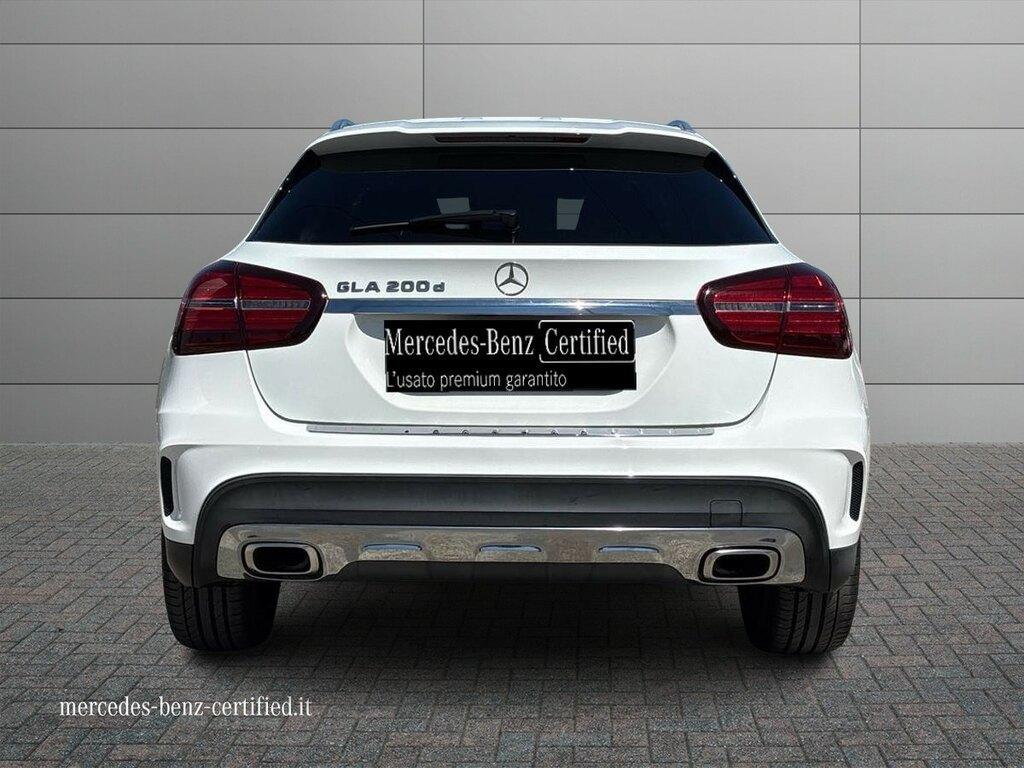 Mercedes GLA 200 200 Premium 7G-DCT