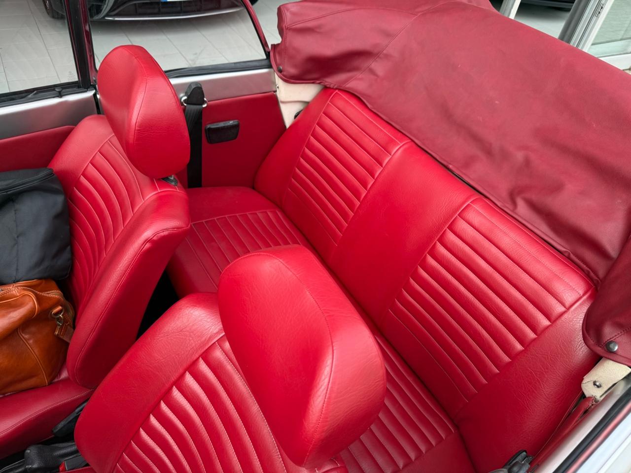 Volkswagen Maggiolino Cabriolet Karmann