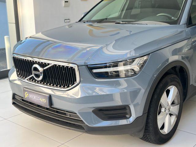 VOLVO XC40 T2 Geartronic Momentum Core