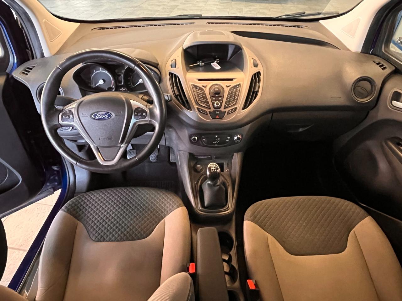 Ford Tourneo Courier 1.0 EcoBoost 100 CV Titanium