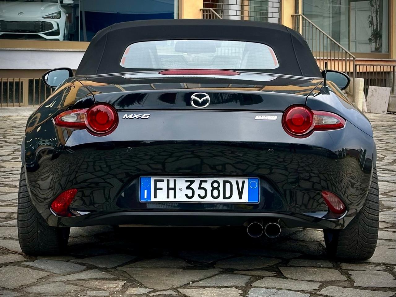 Mazda MX-5 2.0L Skyactiv-G RF Sport