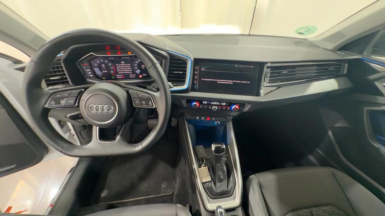 Audi A1 SPB 30 TFSI S tronic line edition