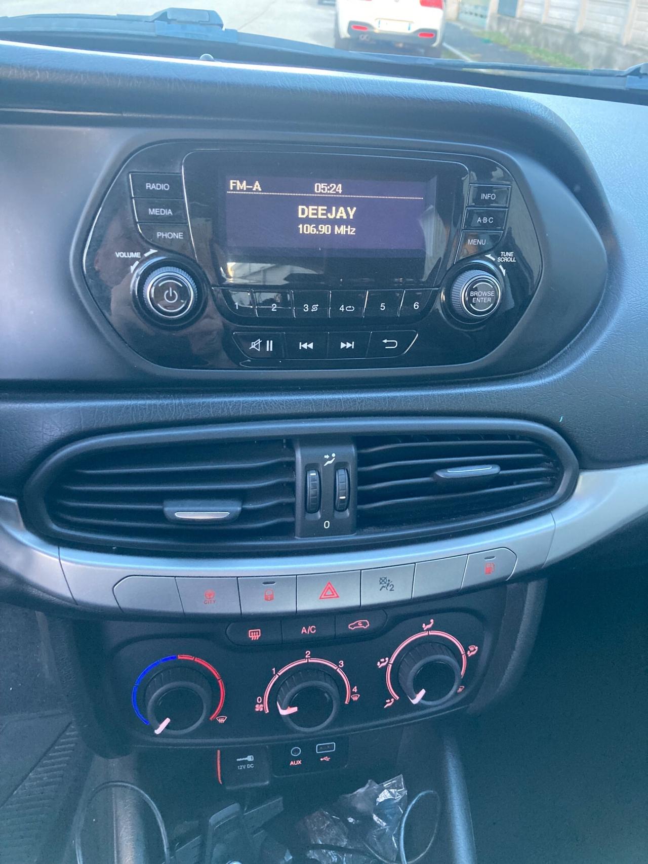 Fiat Tipo 1.4 T-Jet 120CV GPL 5 porte Easy