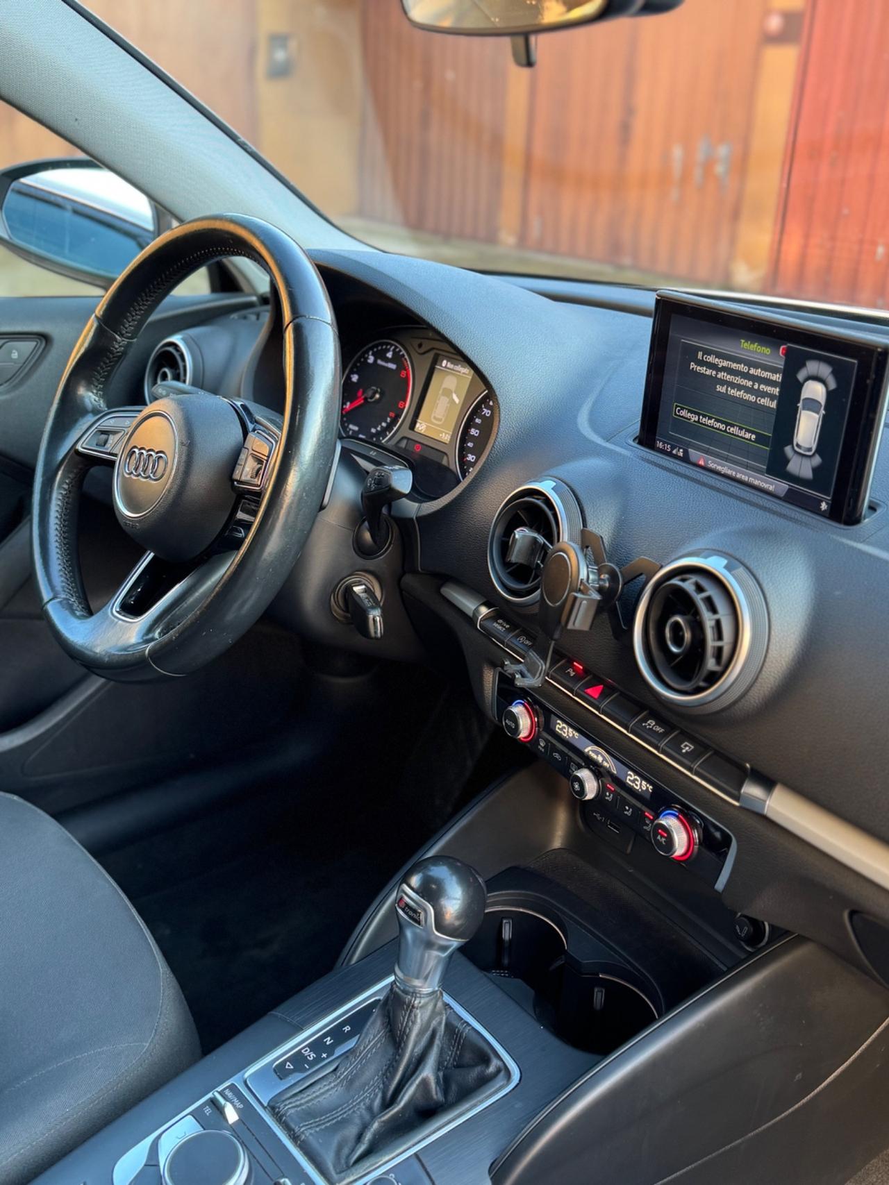 Audi A3 1.6 TDI S tronic Business