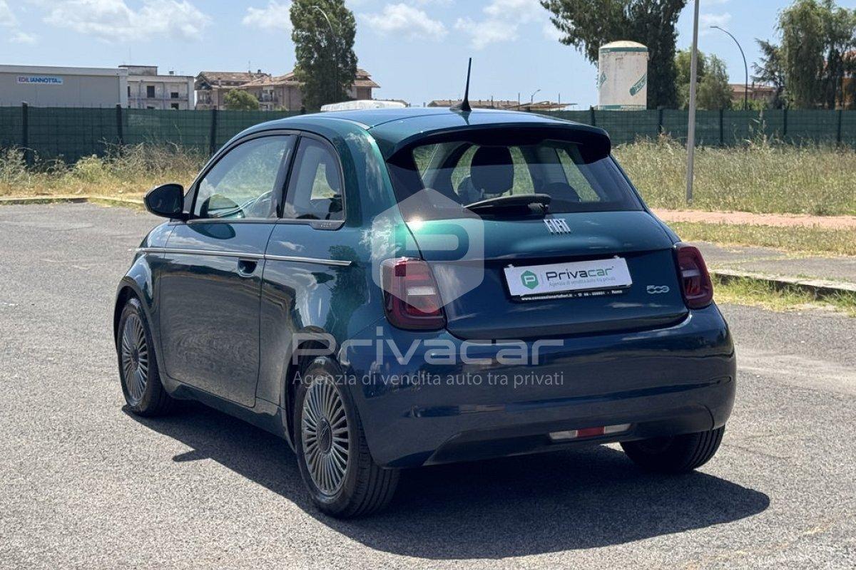 FIAT 500e Berlina 42 kWh Icon