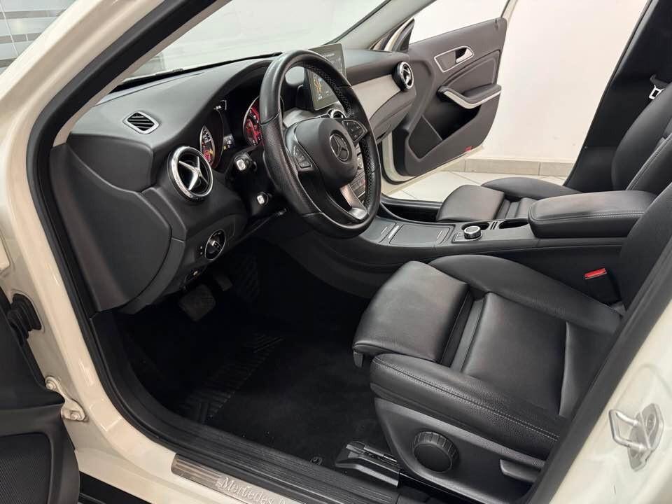 Mercedes-benz GLA 180 d Automatic Enduro 110/CV con TETTO