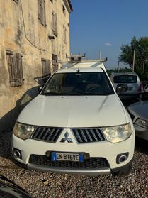 Mitsubishi L200 2.5 MOTORE DA SOSTITUIRE