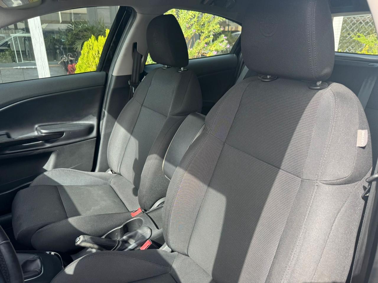 Alfa Romeo Giulietta 1.6 JTDm-2 105 CV Exclusive