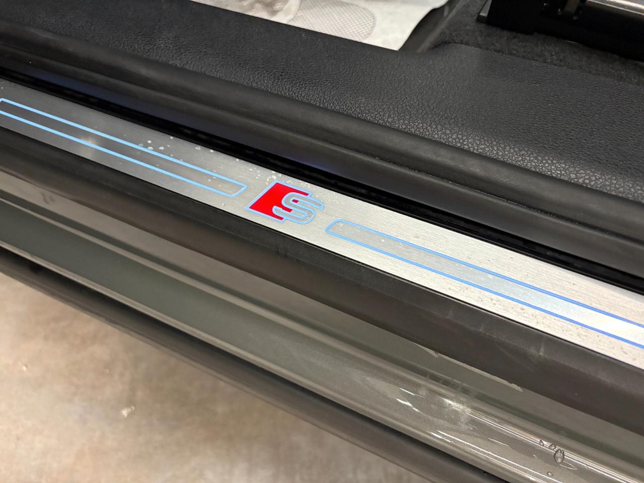 Audi Q3 35 TDI quattro Sline plus black ed.