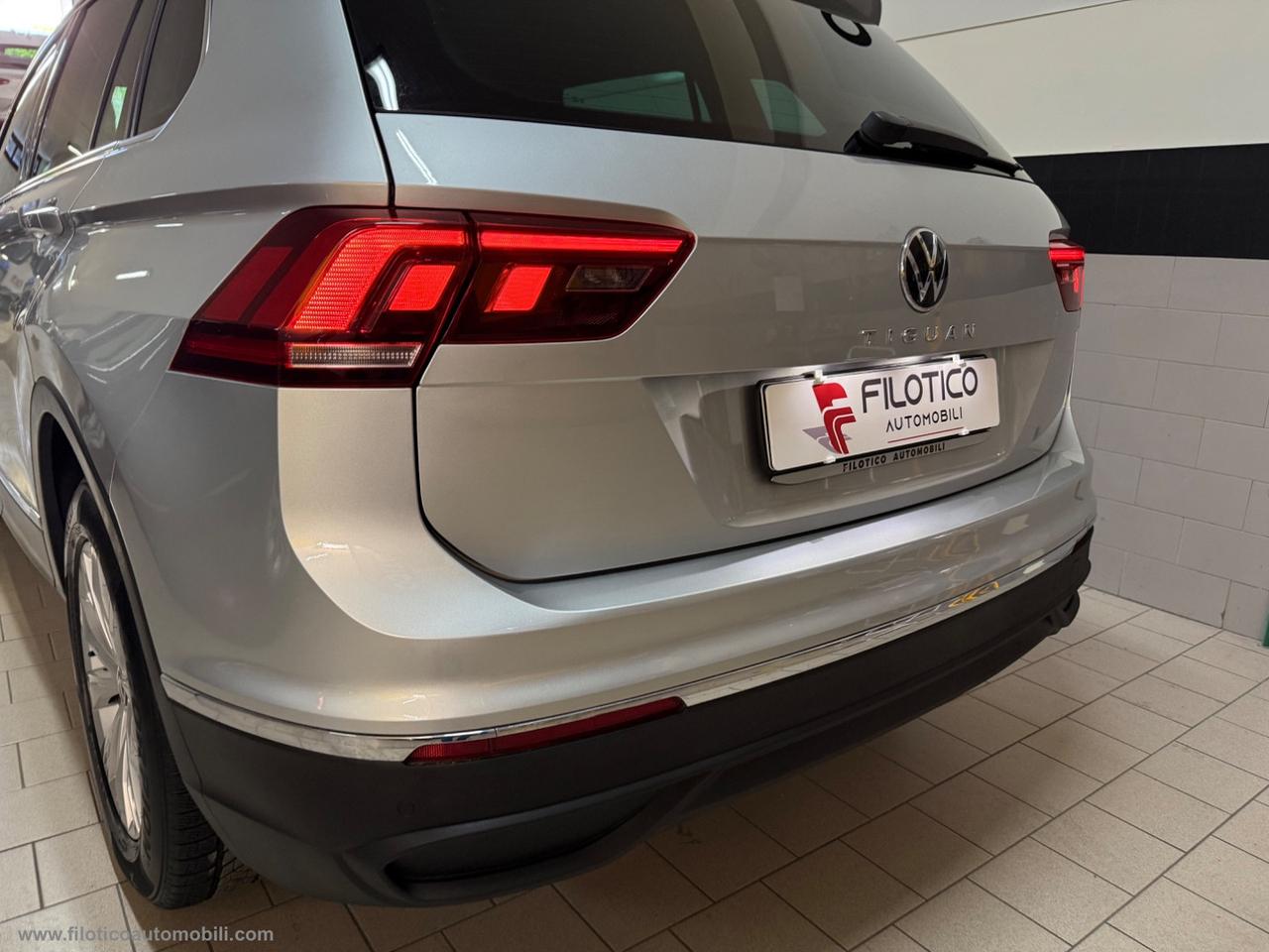 VOLKSWAGEN Tiguan 2.0 TDI 150CV SCR DSG Life KM 66236 - FARI FULL LED