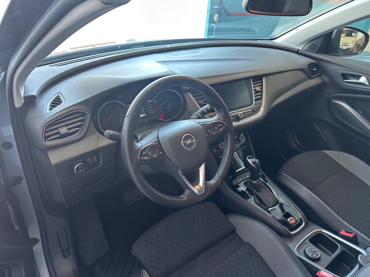 Opel Grandland X 1.2 Turbo 12V 130 CV AUTO
