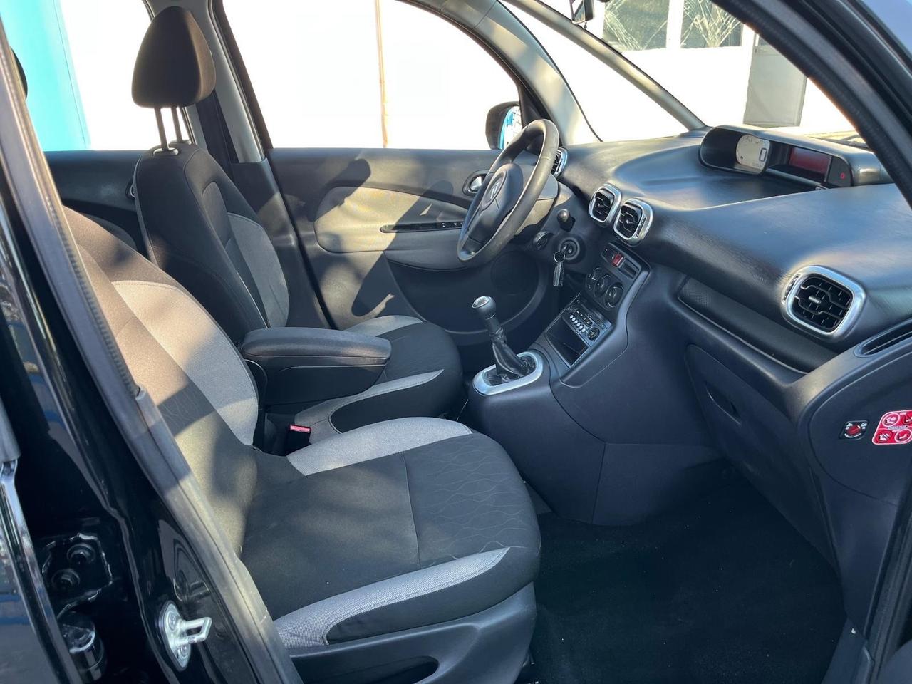 Citroen C3- Picasso -1.6 hdi - full-2013