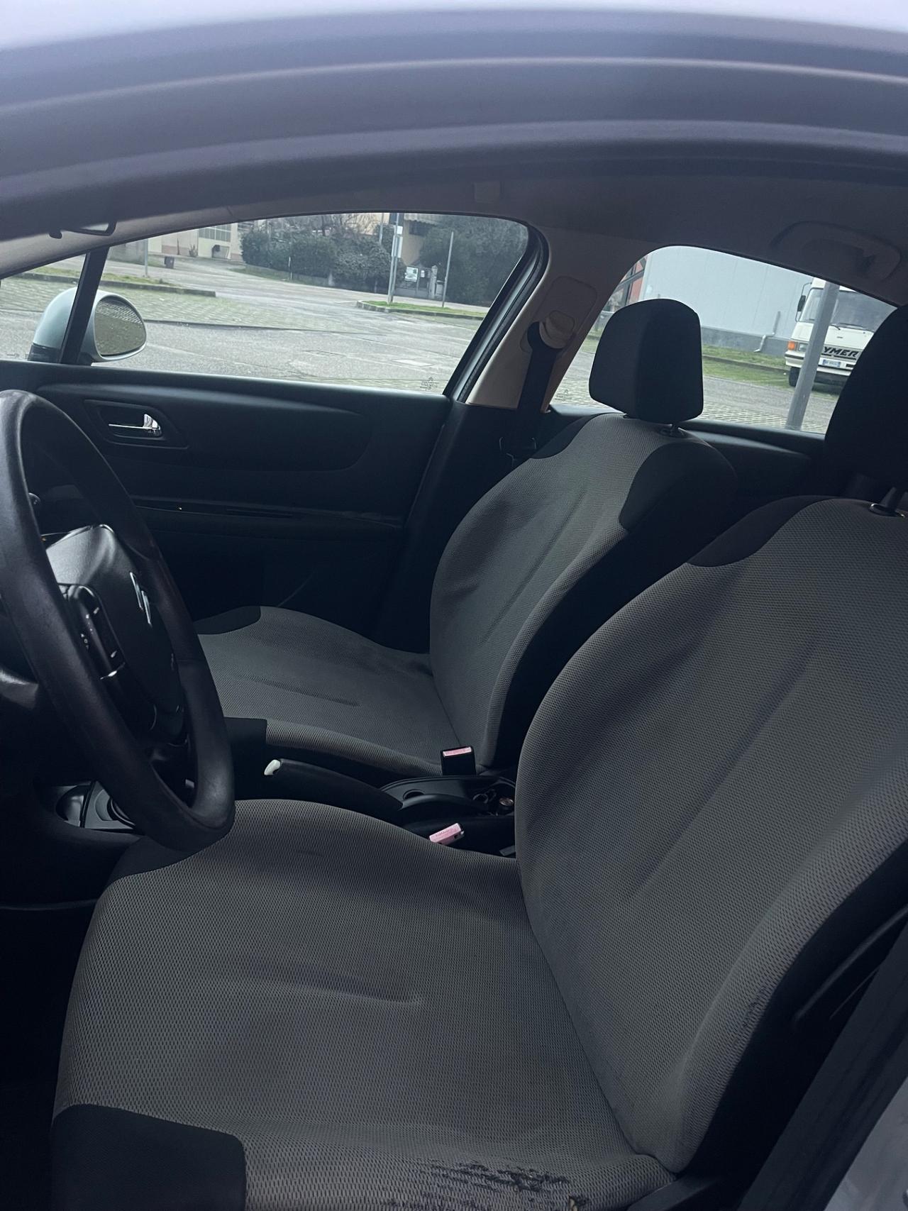 Citroen C4 1.6 HDi 90CV Classique