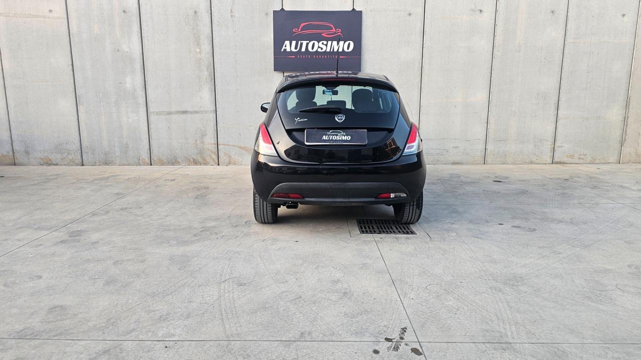 Lancia Ypsilon 0.9 TwinAir 85 CV 5 porte S&S DFN Platinum