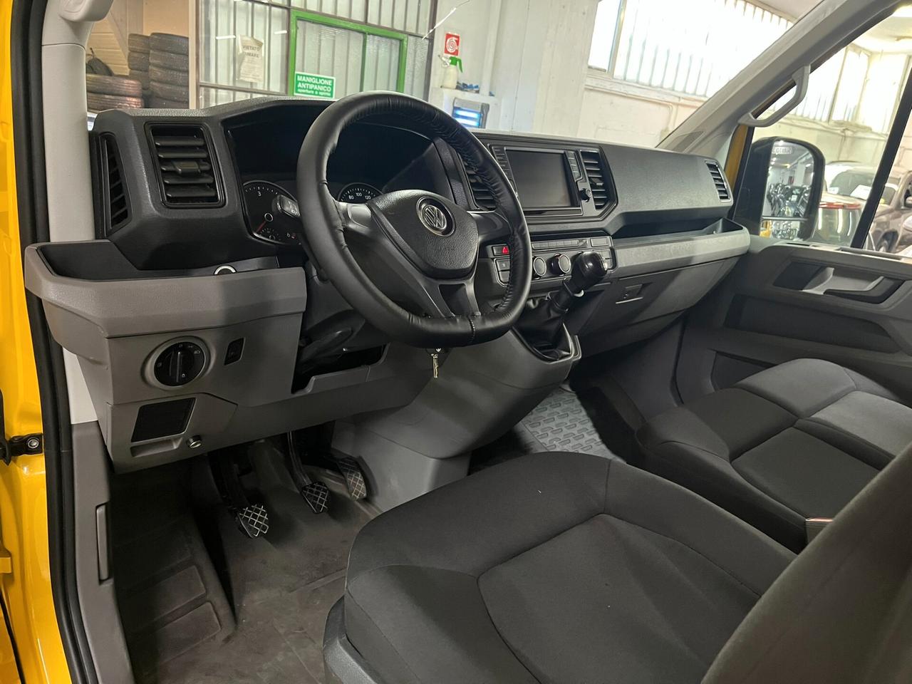 Volkswagen Crafter 2.0 Tdi, 3 posti, EURO 6