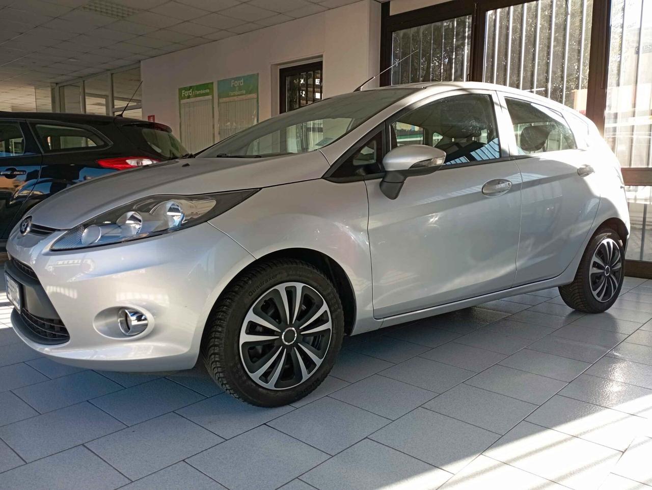 Ford Fiesta Ikon 1.2 60CV 5 porte