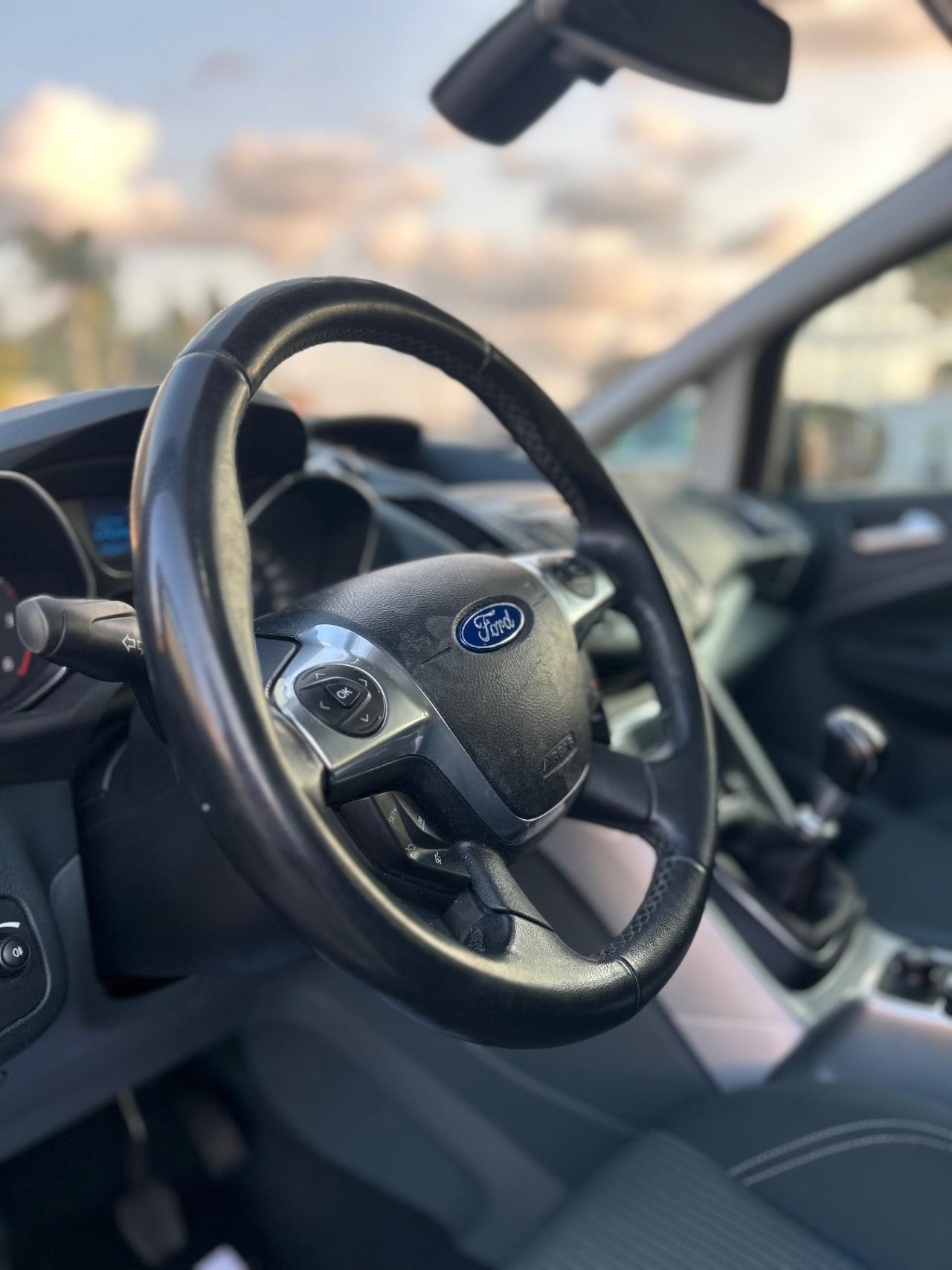 Ford C-Max 7posti 1.6 TDCi Titanium