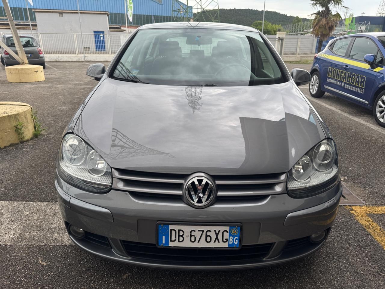 Volkswagen Golf 2.0 16V TDI 5p. Sportline DSG