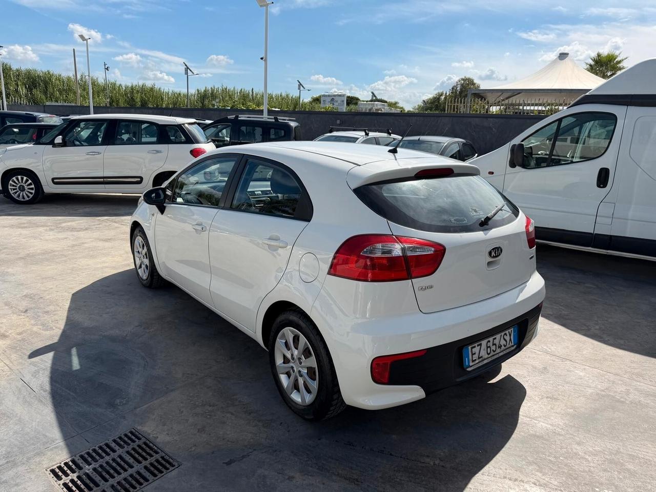 Kia Rio 1.4 CRDi 5p. Cool