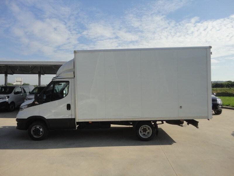 IVECO Daily (2014-->) Daily 35C18H BTor 3.0 HPT...