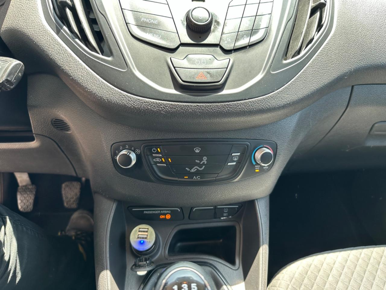 Ford Tourneo Courier 1.5 TDCI 75 CV Titanium 2017