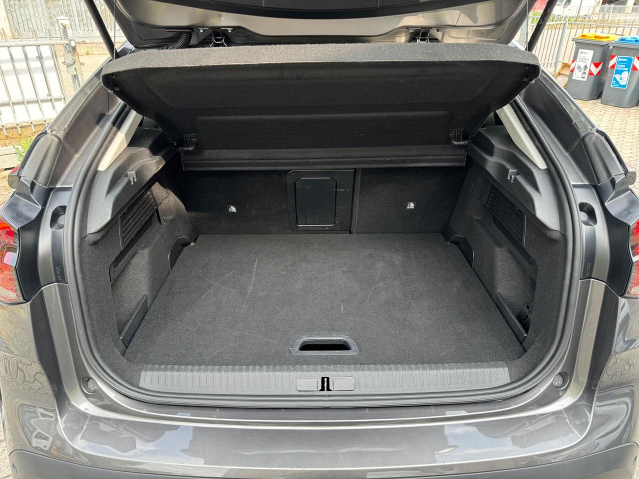 Citroen C4 BlueHDi 130 S&S EAT8 Shine