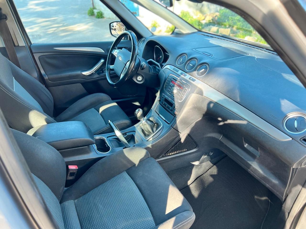 FORD S-MAX 2.0 TDCI 7p Titanium - 2012