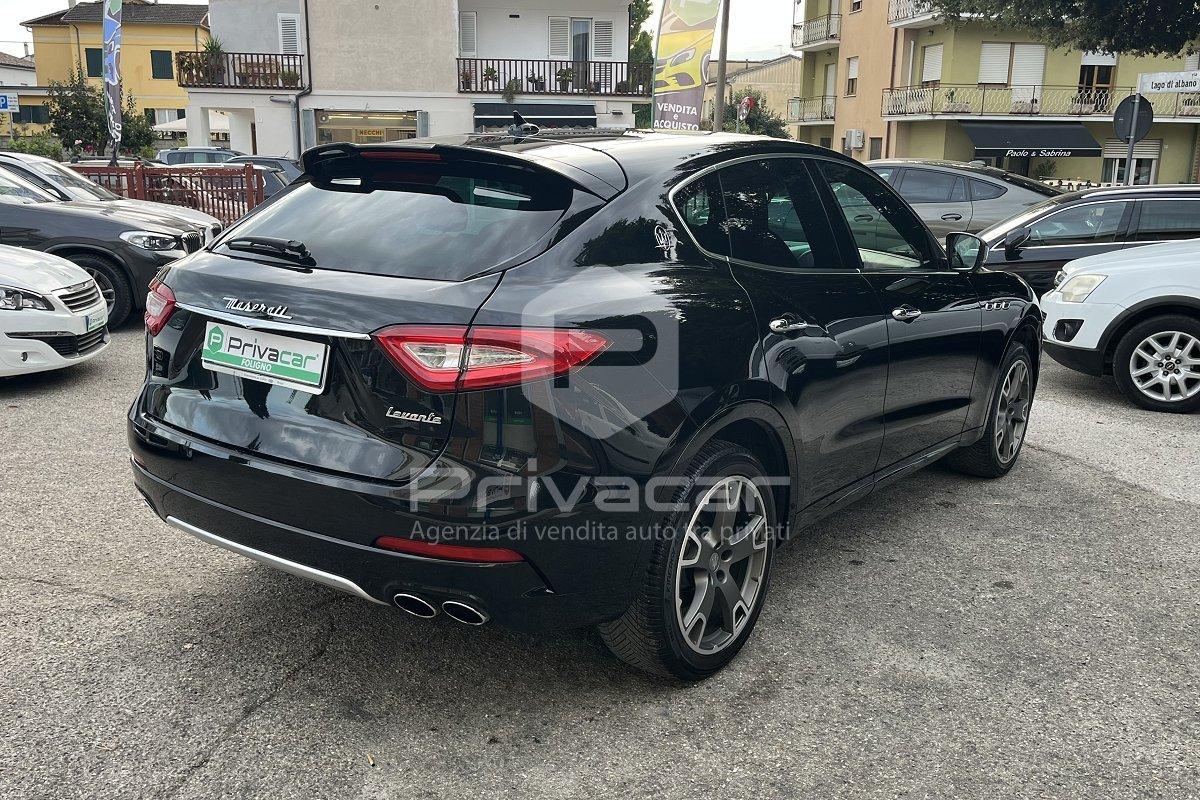 MASERATI Levante V6 Diesel 275 CV AWD