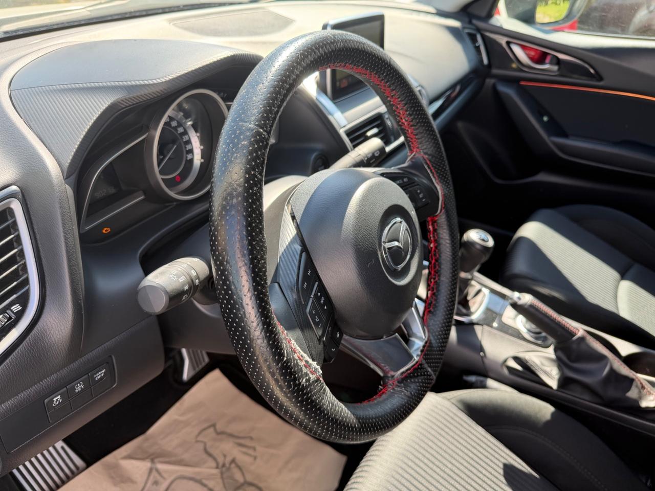 Mazda3 1.5 Skyactiv-D Exceed 2016
