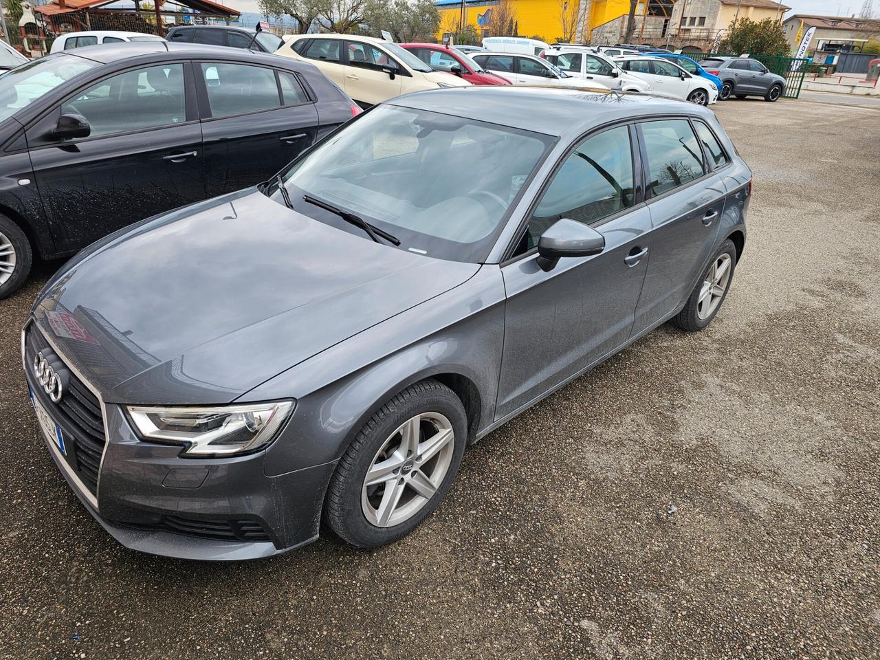 Audi A3 SPB 1.6 TDI S tronic Business