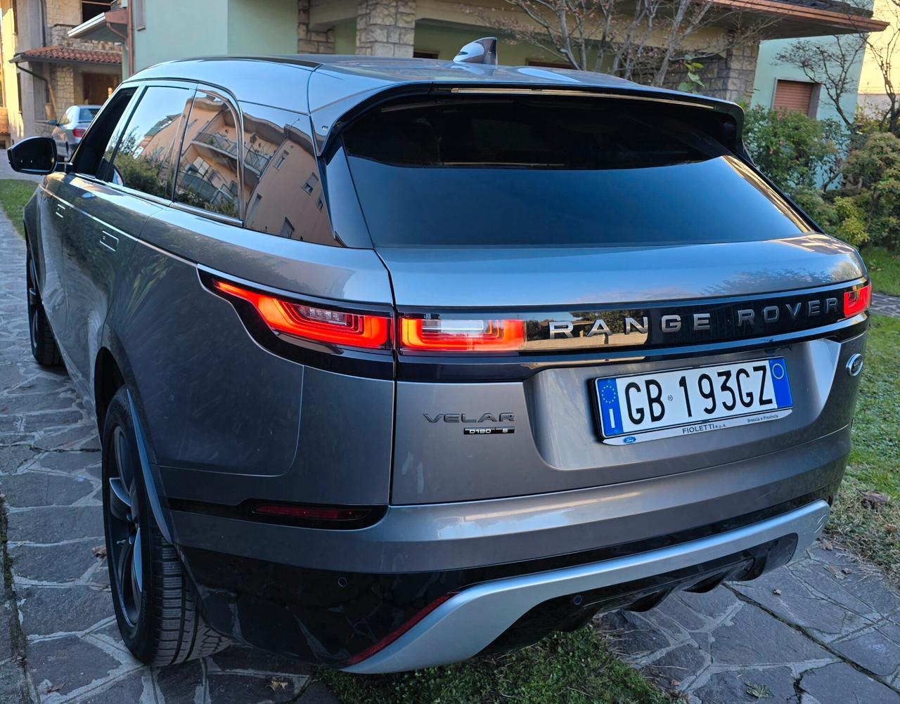 Land Rover Range Rover Velar Range Rover Velar 2.0D I4 240 CV R-Dynamic SE