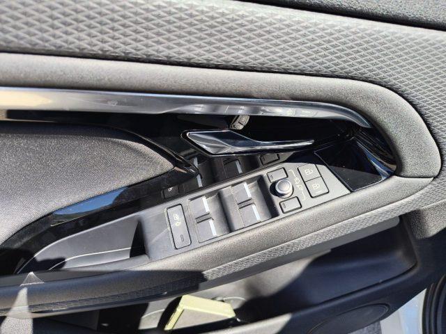 LAND ROVER Range Rover Evoque 1.5 I3 160 CV Auto R-Dynamic S