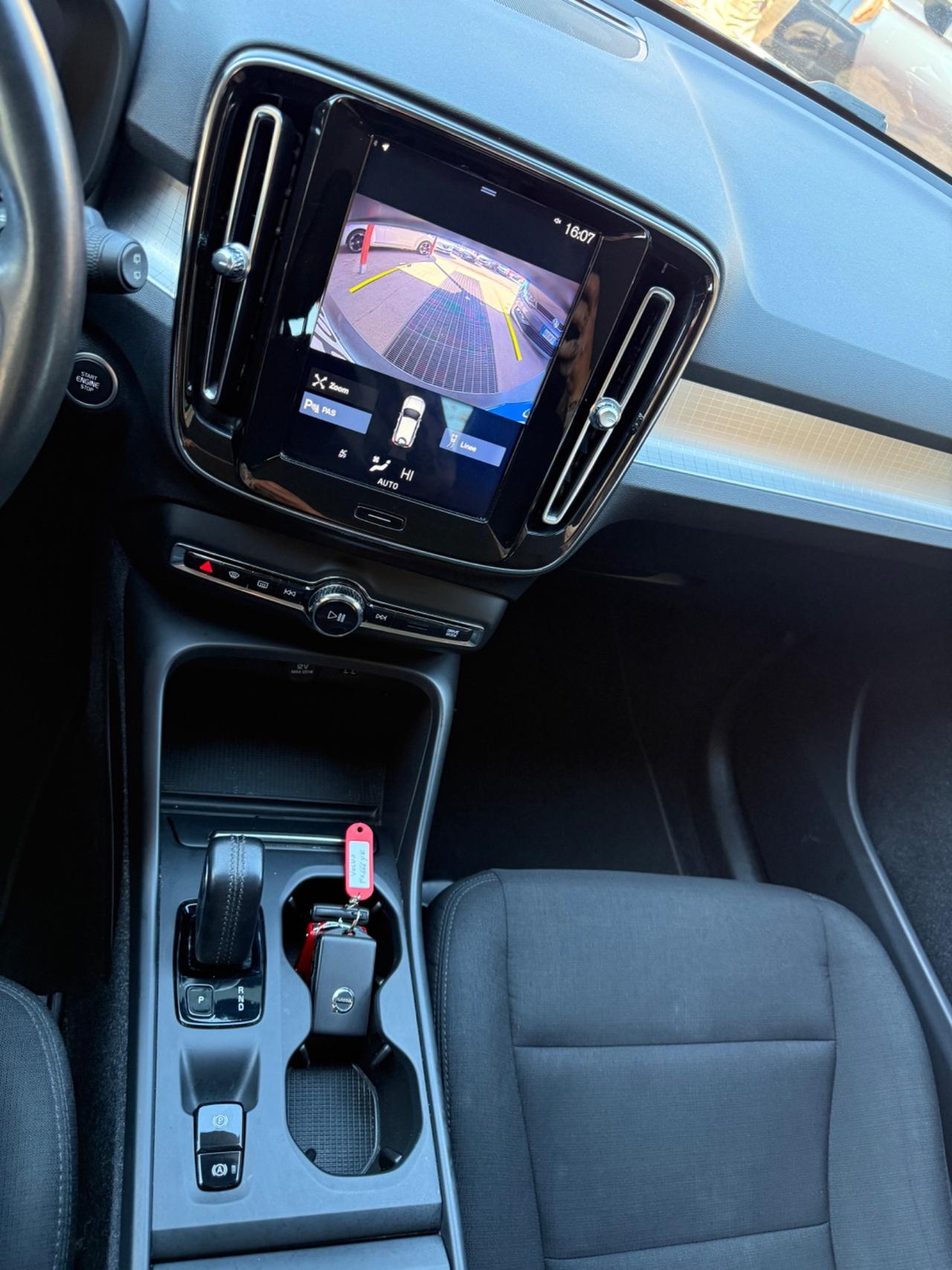 XC40 D3 Momentum-unipro-rate-garanzia -