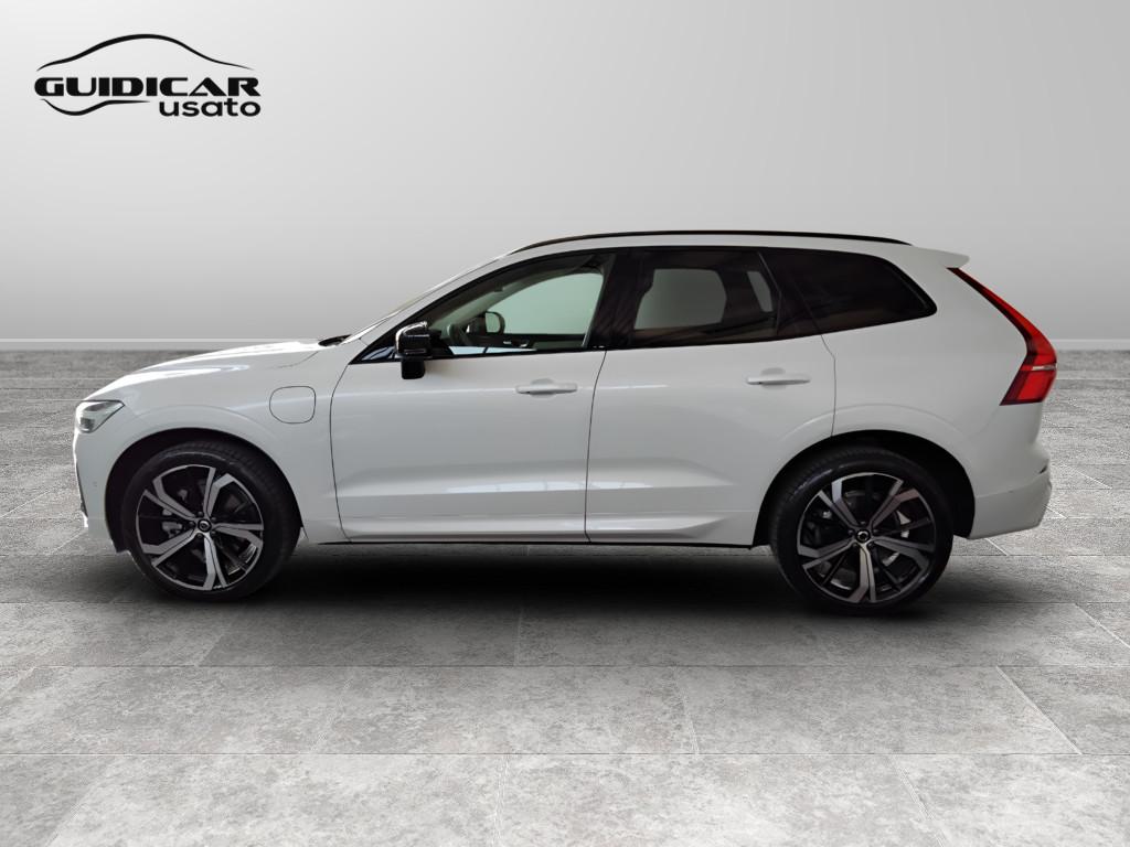 VOLVO XC60 II 2022 - XC60 2.0 t6 recharge phev obc 6,4kW Ultimate Dark awd auto