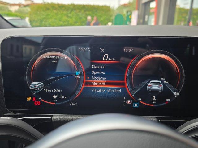 MERCEDES-BENZ GLA 200 d Automatic Premium AMG Line 19" MBUX LED Performa
