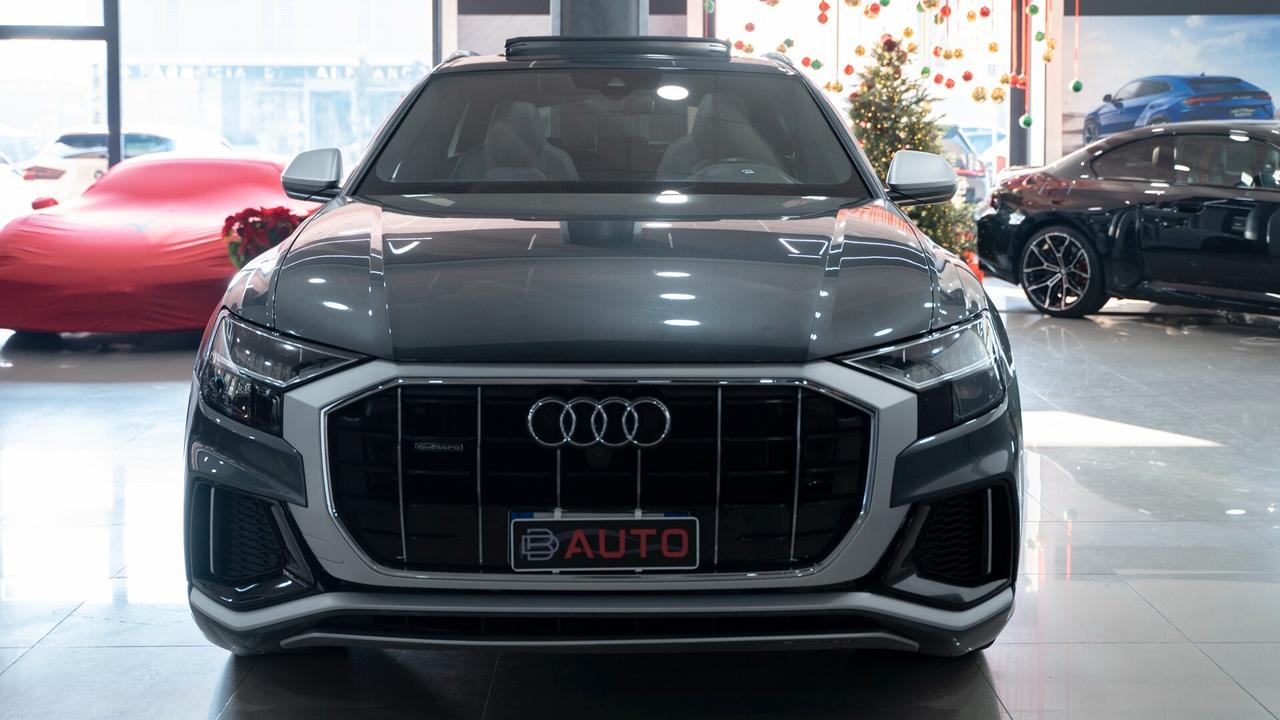 Audi Q8 50 3.0 TDI MHEV QUATTRO S LINE 22" TETTO SOSPENSIONI LUCI FULL OPTIONAL