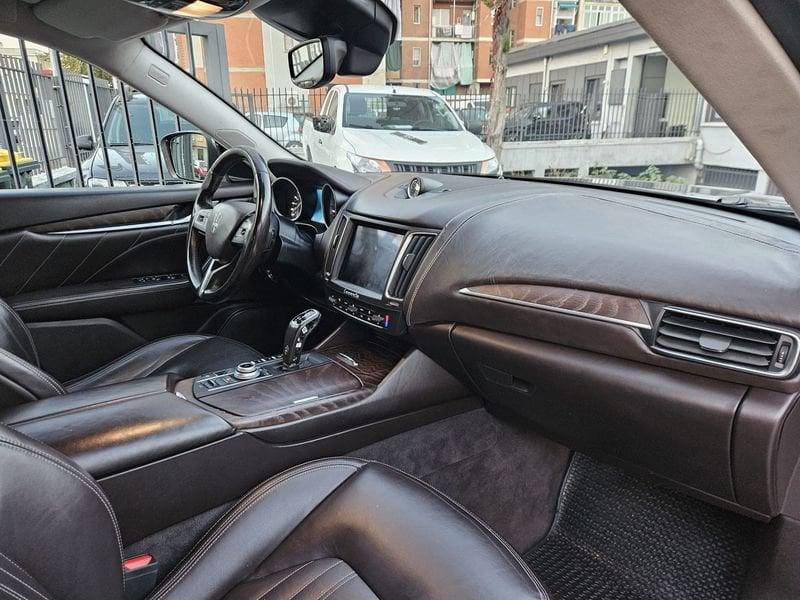 Maserati Levante Levante 3.0 V6 275cv Q4 auto my19