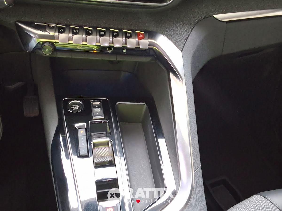 Peugeot 3008 1.6 hybrid phev 225CV Allure Pack e-eat8