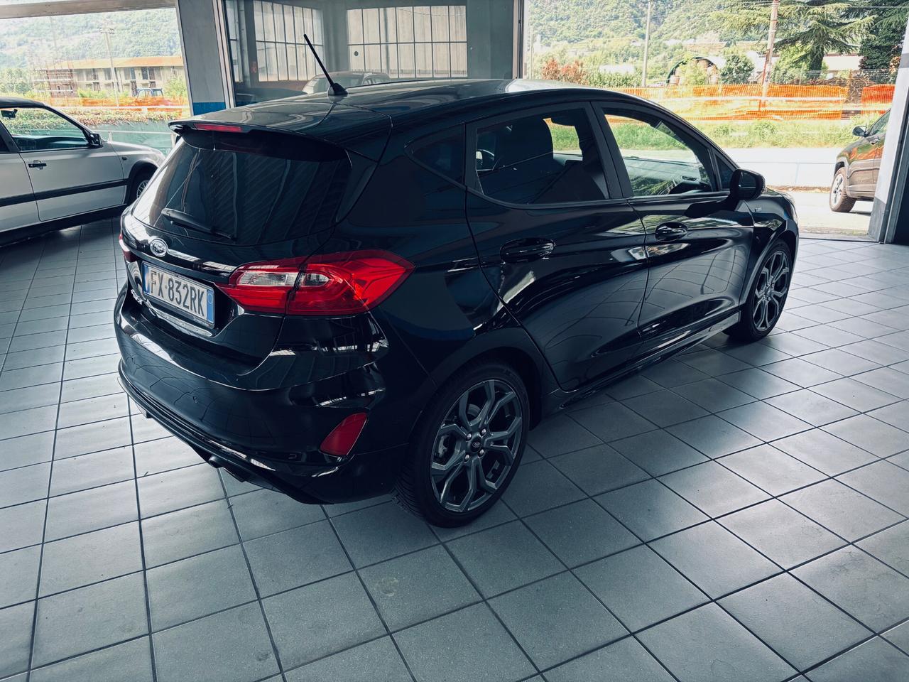 Ford Fiesta 1.1 85 CV 5 porte ST-Line