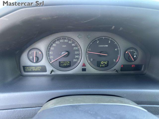 VOLVO V70 V70 II 2000 2.4 d5 Optima