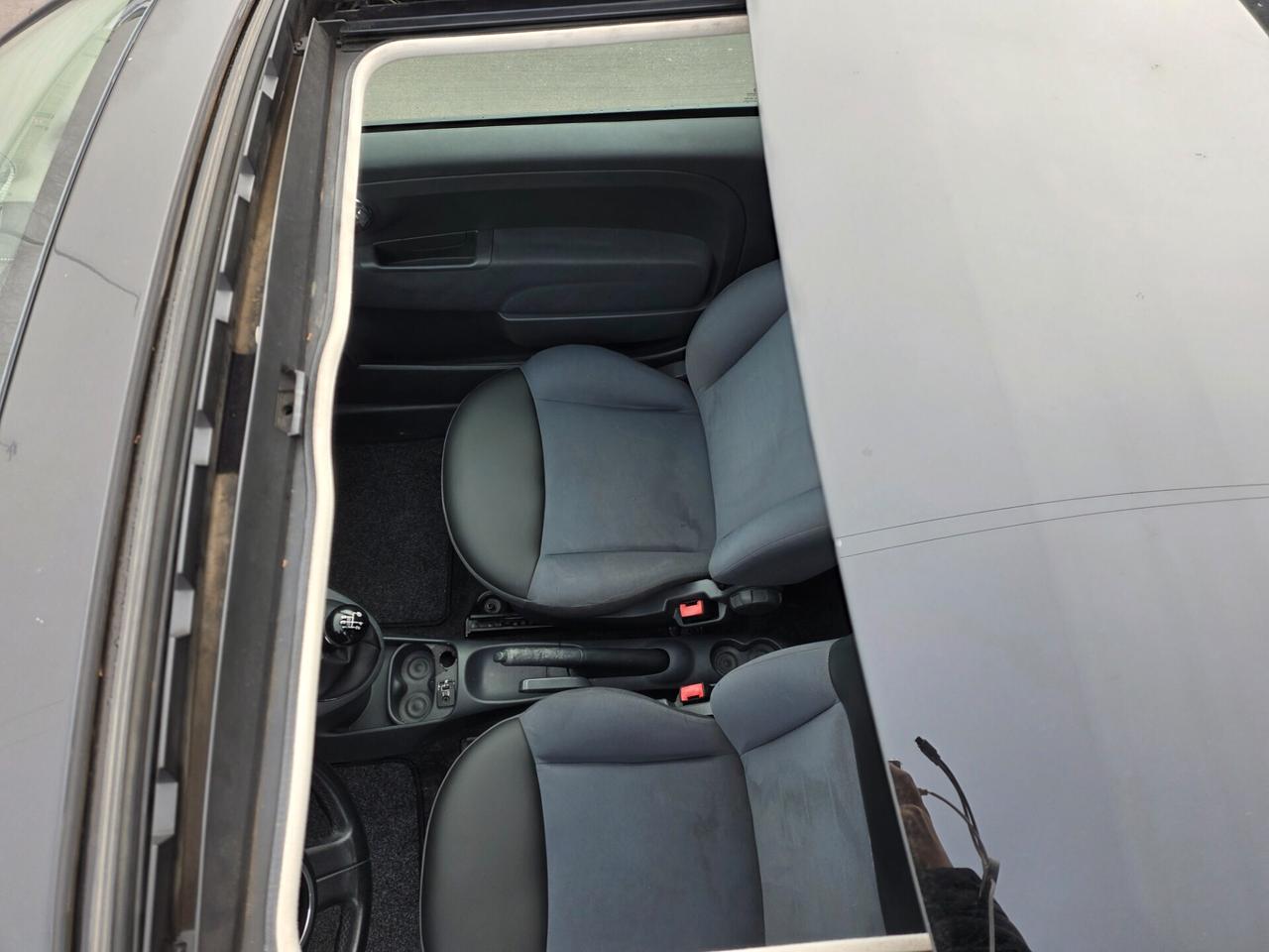 Fiat 500 1.2 Lounge Mat black