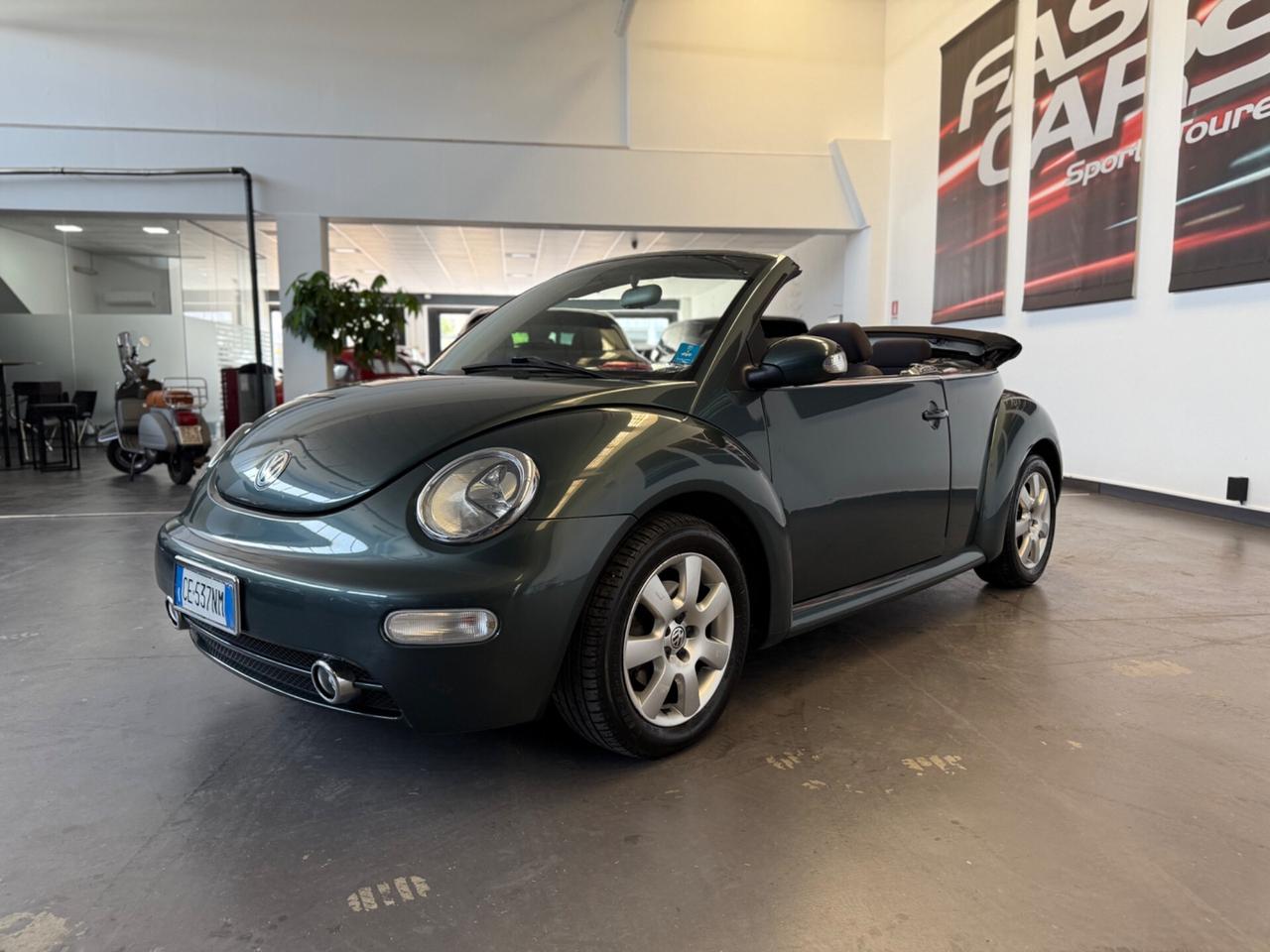 Volkswagen New Beetle 1.6 Cabrio