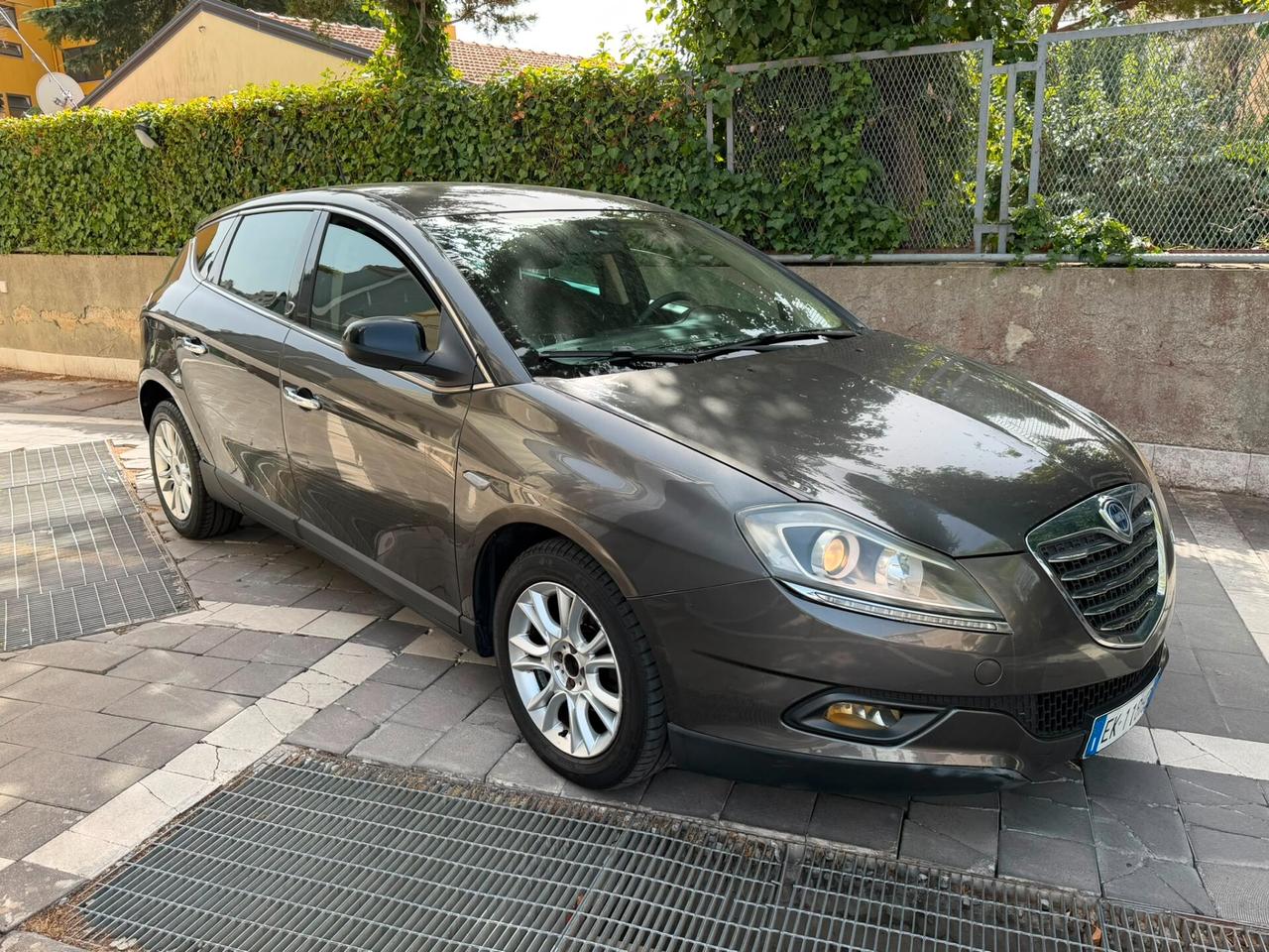 Lancia Delta 1.6 MJT DPF Silver